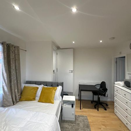 Keedonwood Road Bromley, Rooms With Free Wifi מראה חיצוני תמונה