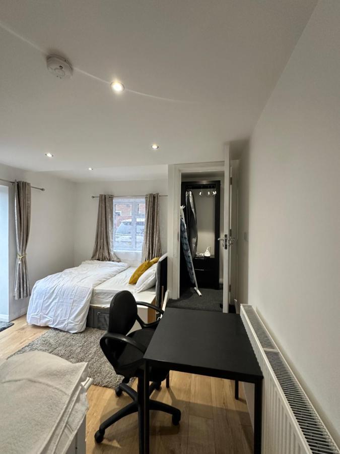 Keedonwood Road Bromley, Rooms With Free Wifi מראה חיצוני תמונה