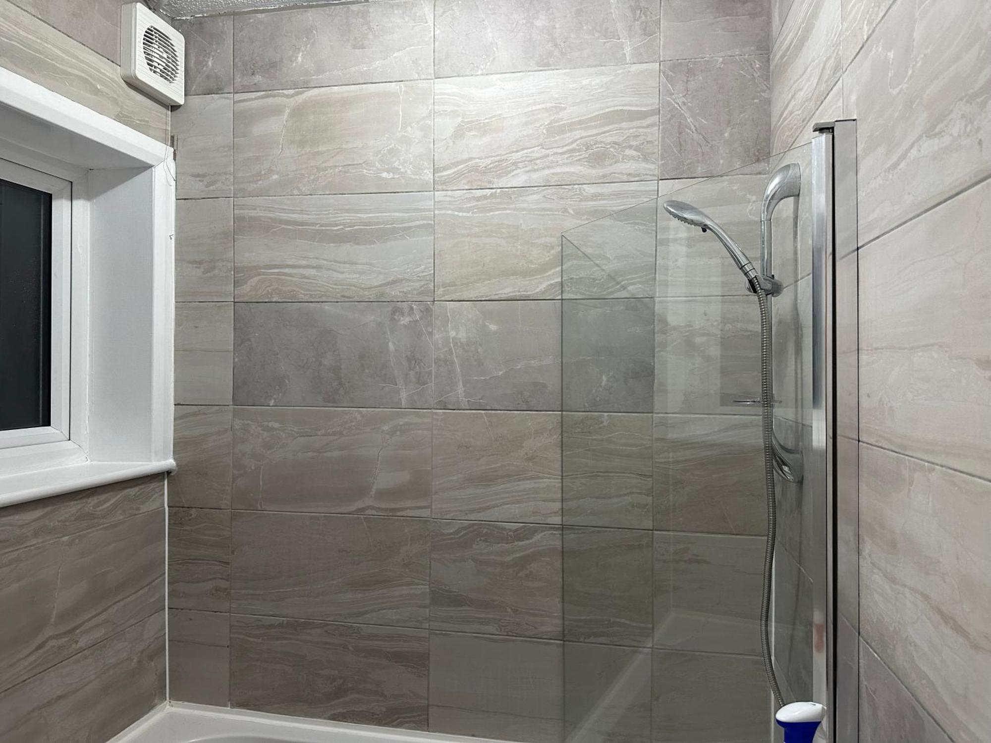 Keedonwood Road Bromley, Rooms With Free Wifi מראה חיצוני תמונה